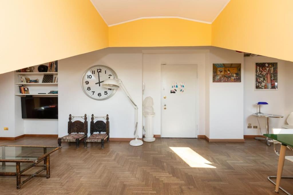 Two Bedroom Last Floor Sarpi - Mirable Pm Appartement Milan